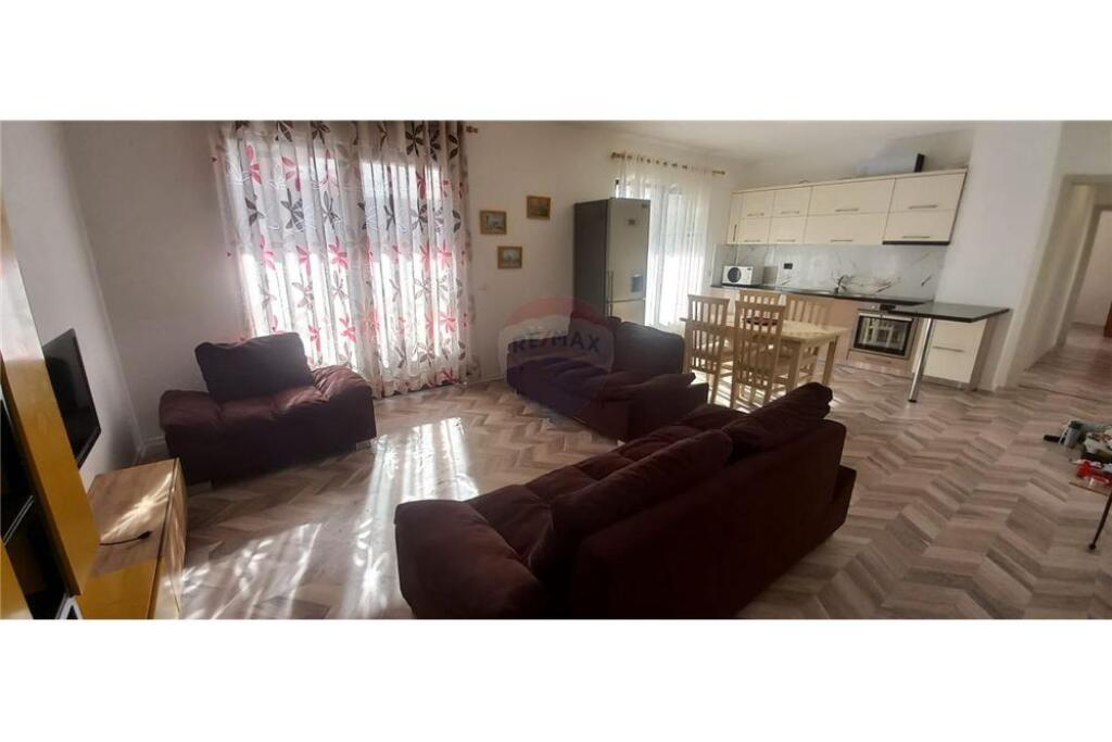 Apartament 2+1 për qera tek Rruga e Kavajës!