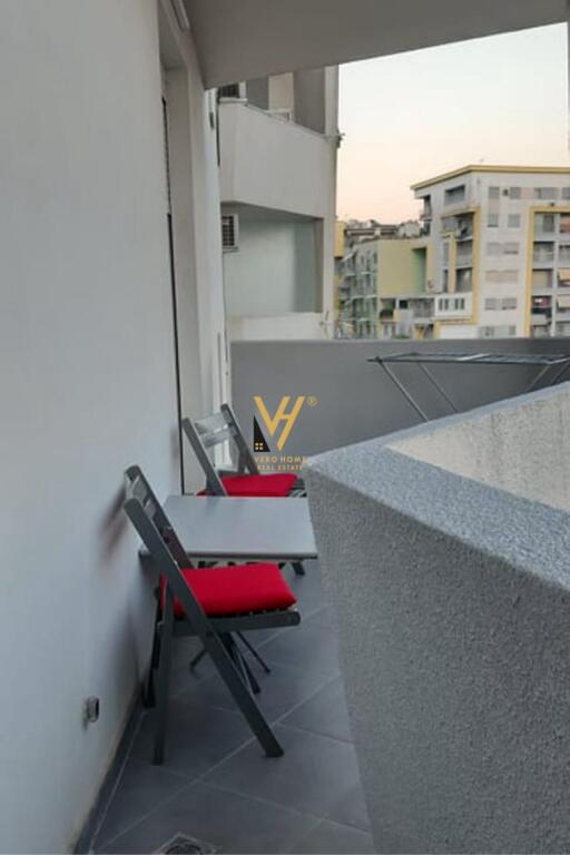 APARTAMENT 1+1+BLK ME QERA TE RRUGA NDRE MJEDA