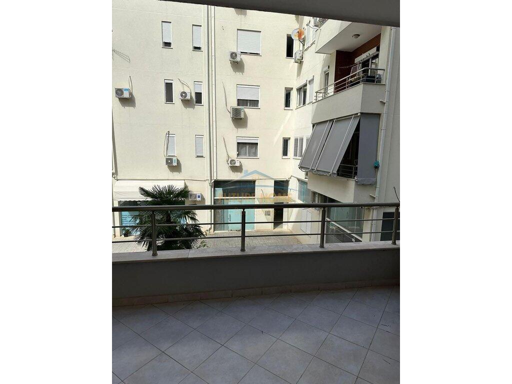 Qera, Apartament 1+1, Liqeni i Thatë, Tiranë