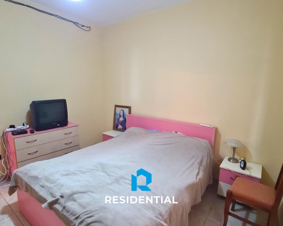 Tek Plazhi Iliria, Shitet Apartament 2+1 I Mobiluar!