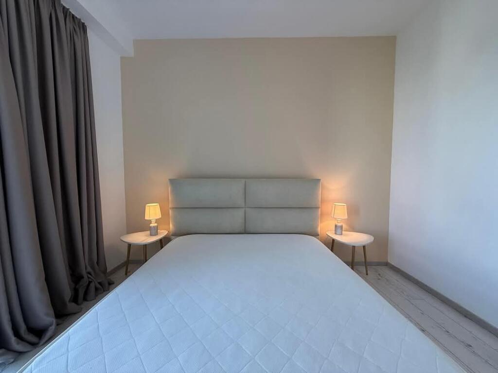 2+1+2 apartment for rent Park Gate, Elbasan Street
