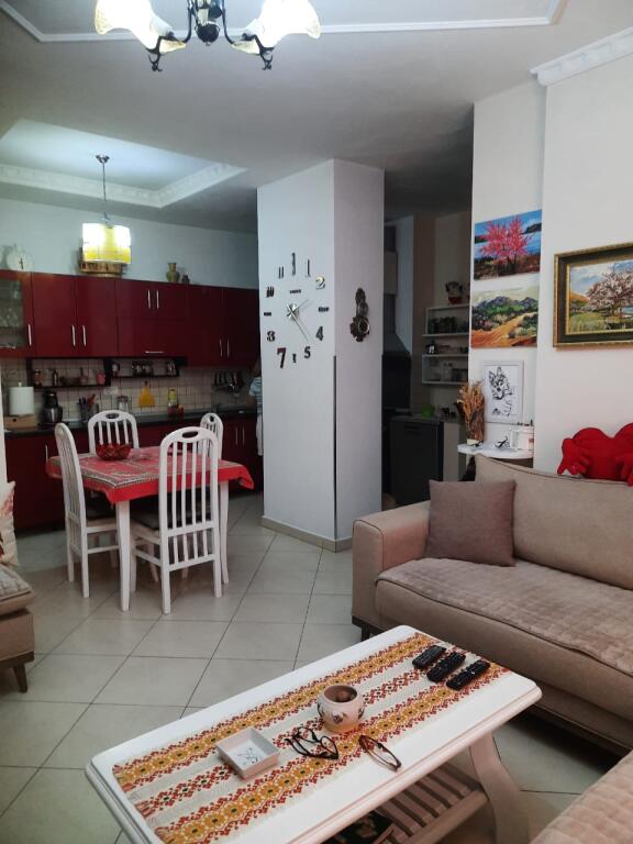 For Sale Apartment 2+1 – Zogu i Zi, near Ring Center