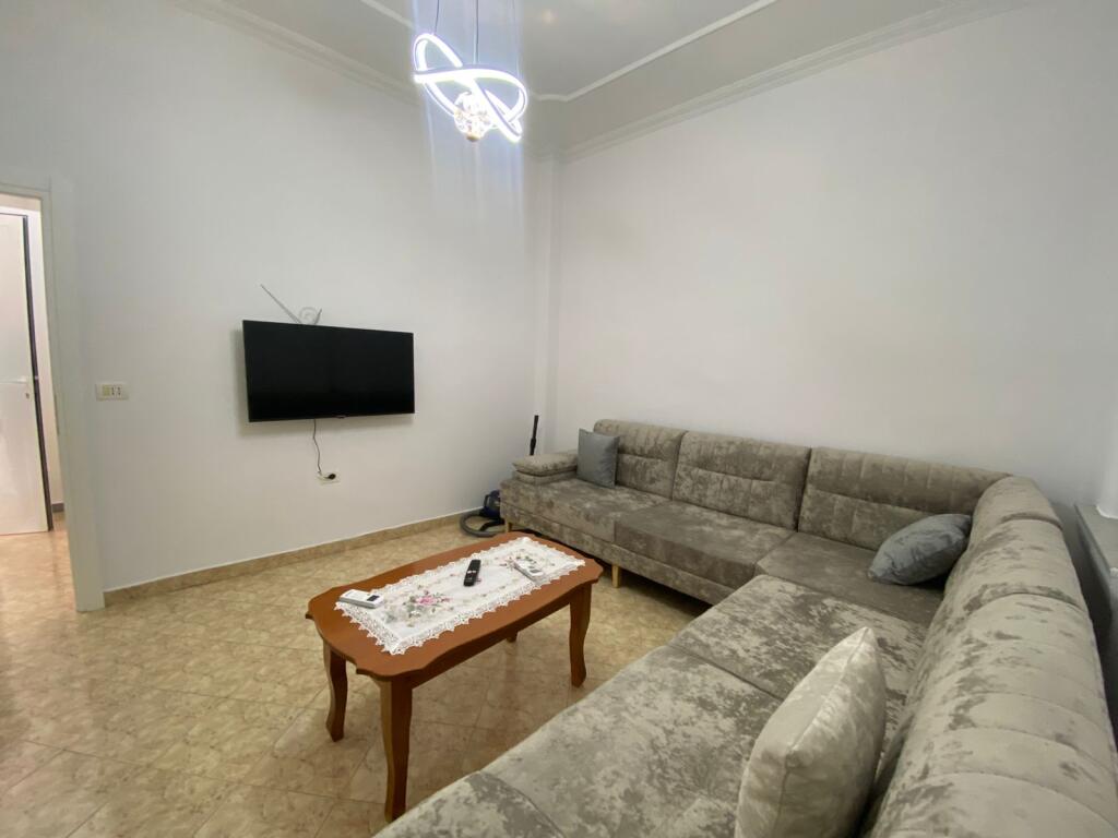 Villa for rent Red School
