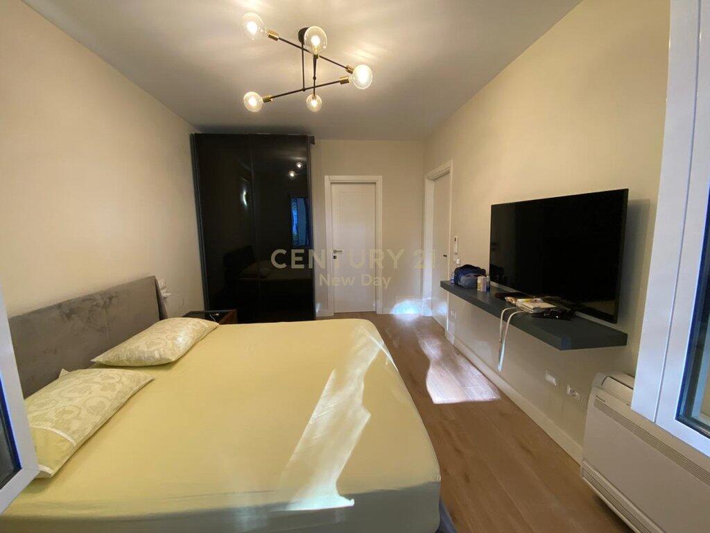 FOR SALE APARTMENT 2+1+2T IN MALIN E ROBIT!
