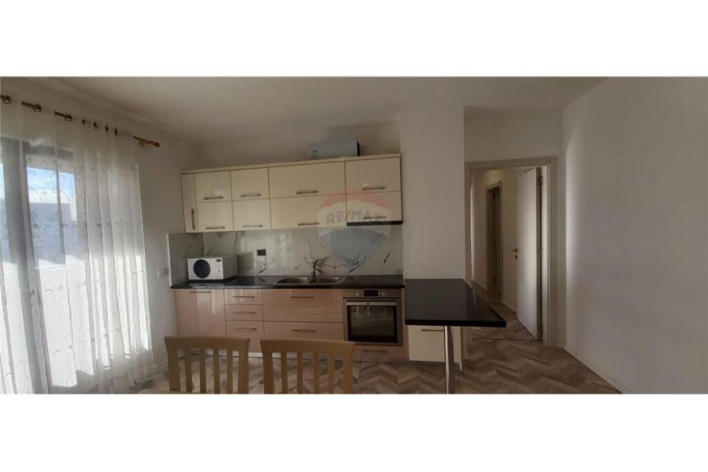 Apartament 2+1 për qera tek Rruga e Kavajës!