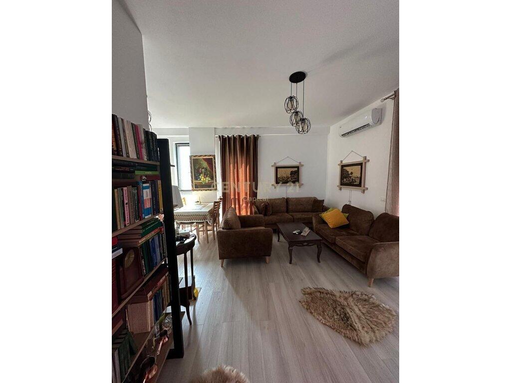 For sale Apartment 2+1+2 Former Restaurant Durresi
