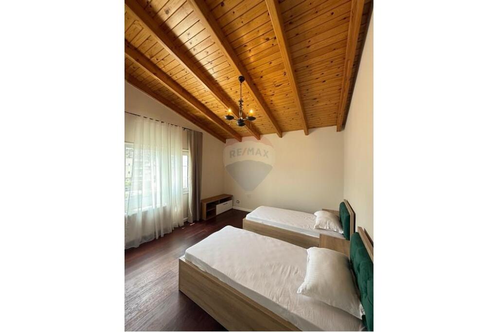 2+1 apartment, Selite