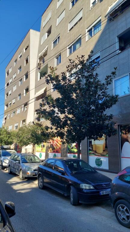Apartment 2+1+parking is offered behind Hotel Mondial.