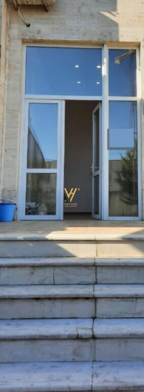 STORE 22M2 FOR RENT NEAR THE ZOOLOGICAL GARDEN