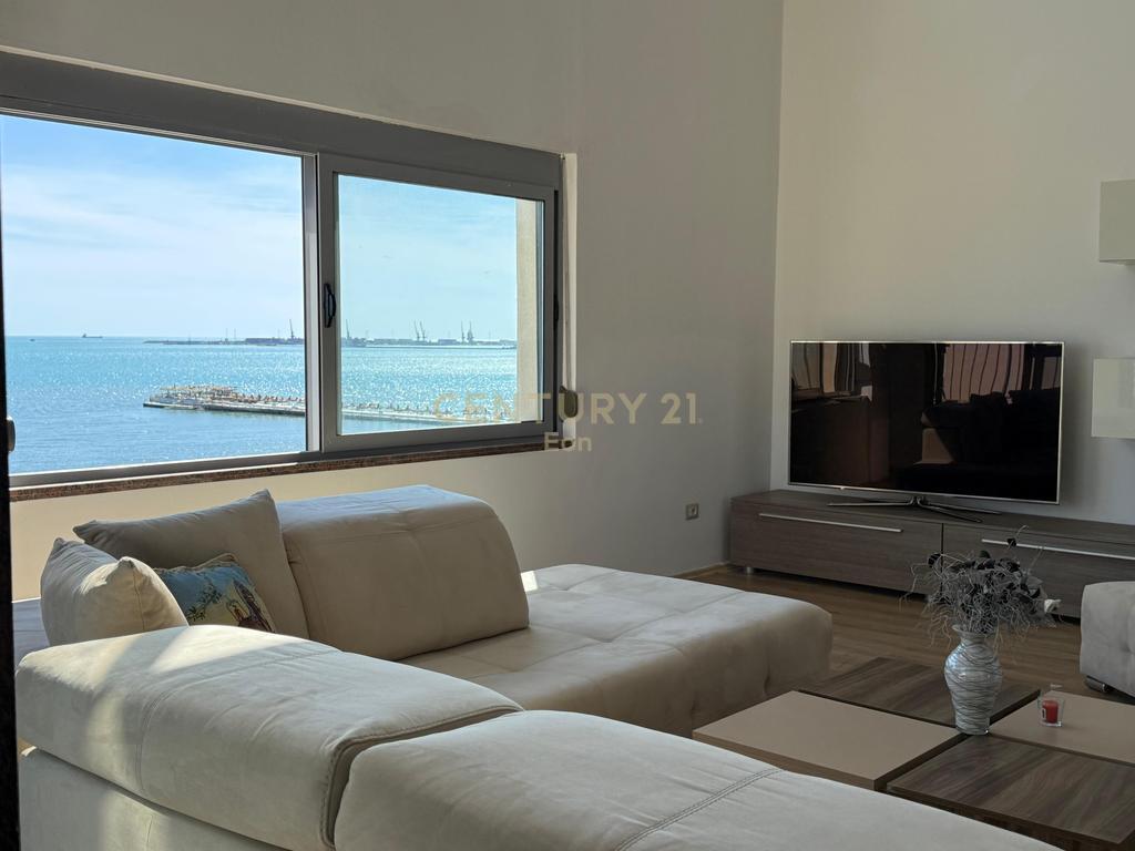 VENDESI SUPER DUPLEX PENTHOUSE CON VISTA MARE INSIEME A GARAGE NELLA SPIAGGIA, DURRES!