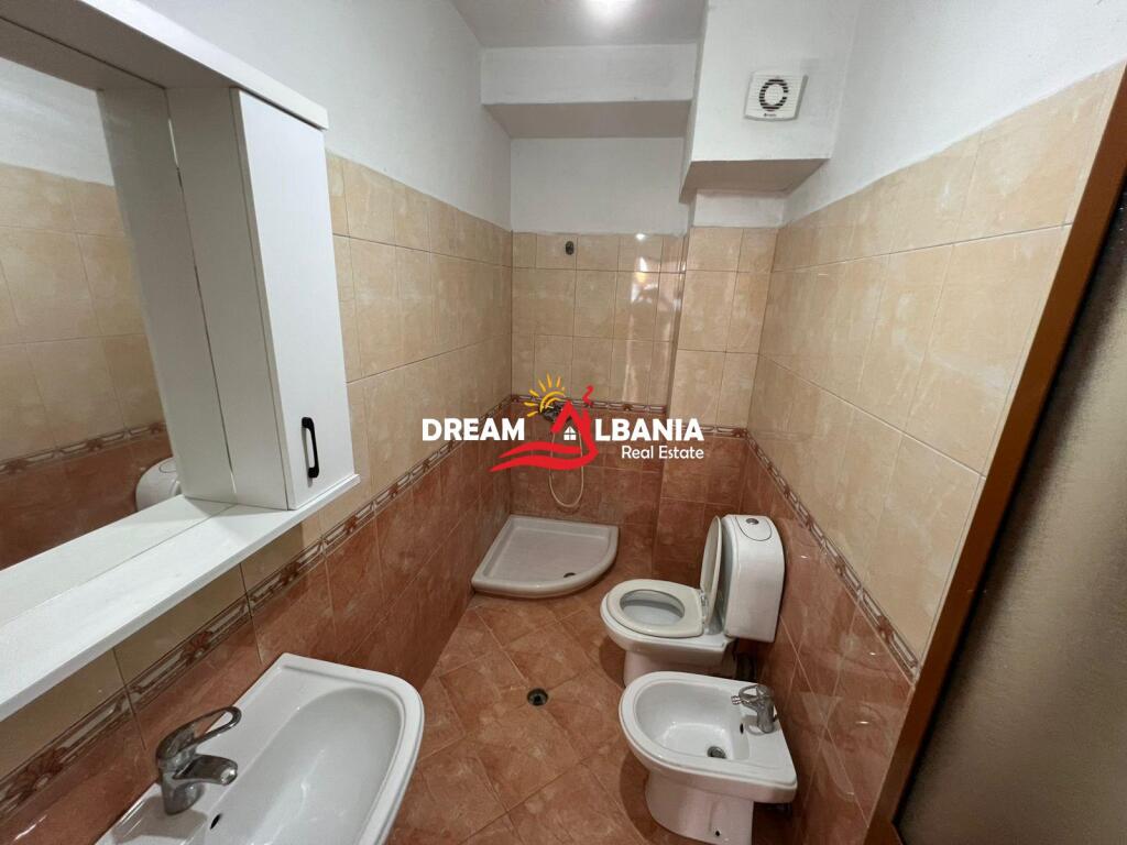 2+1 apartment with 2 bathrooms and garage for sale in Astir, near 2 Palmave