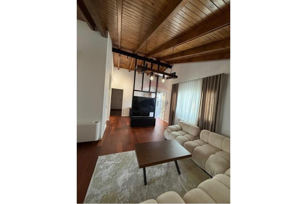 2+1 apartment, Selite