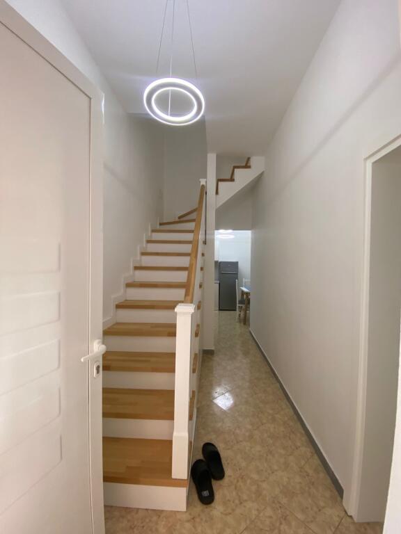 Villa for rent Red School