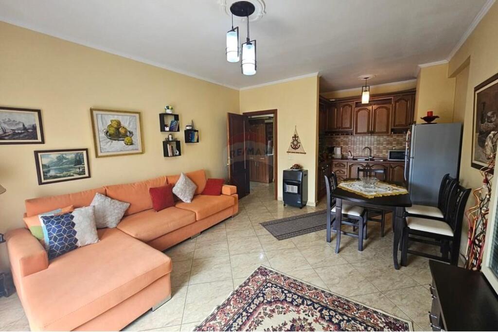 Appartamento 1+1 in affitto in Via Kavaja!
