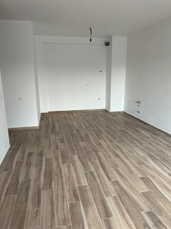 Office for Rent 2+1 at Zirkon Complex (ID BZ2621) Tirana.