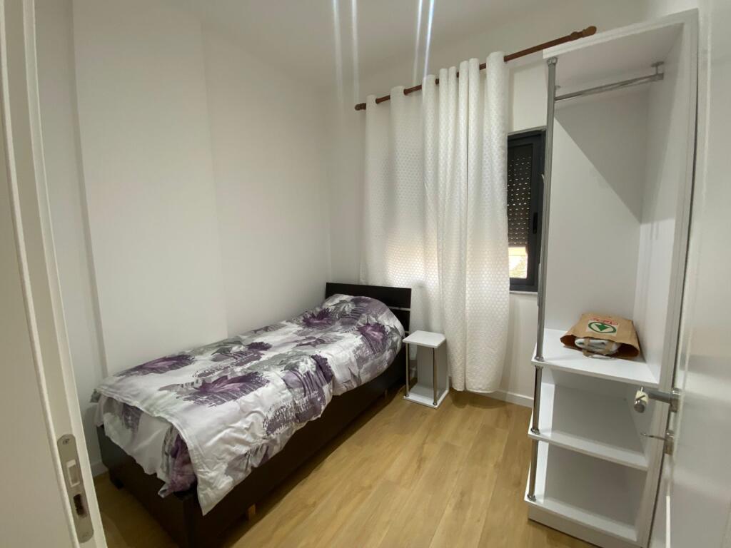 Villa for rent Red School