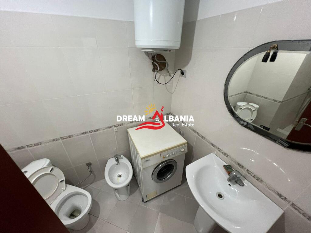 Apartament 1+1 me qera ne Astir, prane Viles L ne Tirane.