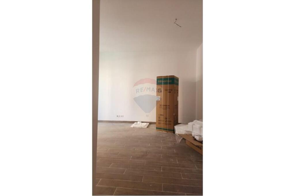 Apartament - Për Qira - Kompleksi Delijorgji, Tiranë