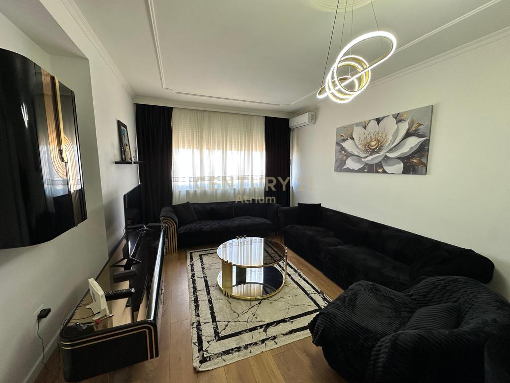 2+1 apartment for sale in Porcelan