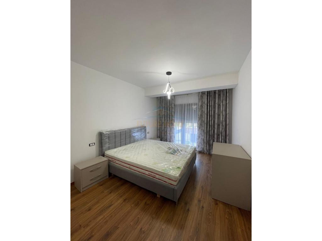 Affitto, Appartamento 1+1+Posto Auto, Residenza Kodra e Diellit 2, Tirana.