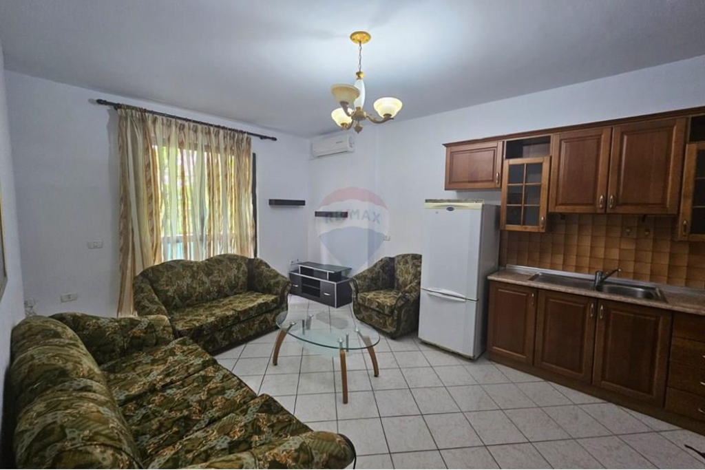 2+1 apartment for rent in Brryli!
