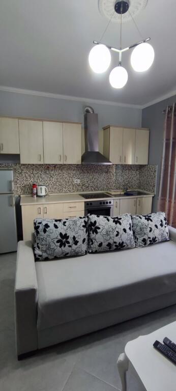 Appartamento in Affitto 1+1+1 Balcone