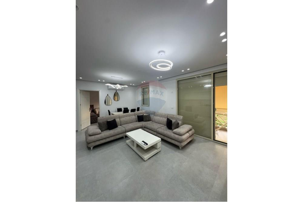 2+1 apartment for rent in Shkoze Tom Doshi Complex!