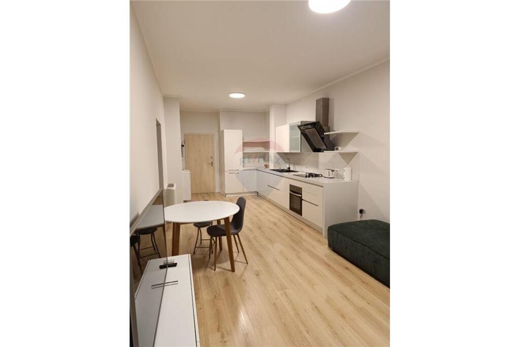 Apartament - Për Qira - Rruga Tefta Tashko, Tiranë