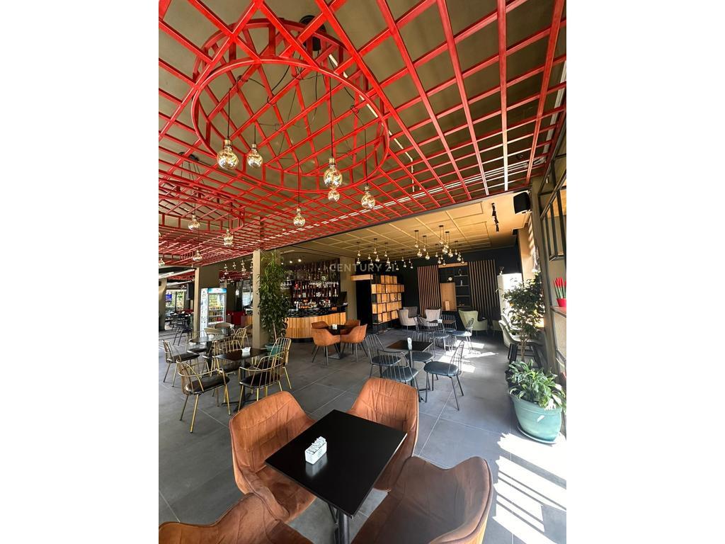 Offered for Rent Space 451m² by the Road Axis, 200 m above Restaurant Fresku