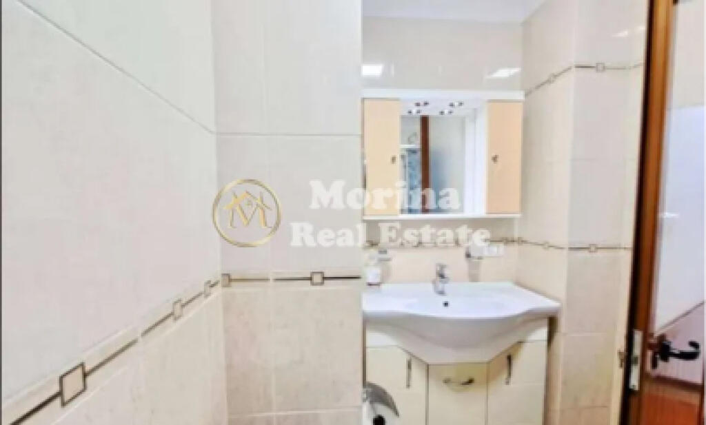 2+1 apartment, Kavaja Street