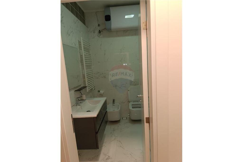 Apartament - Për Qira - Rruga Tefta Tashko, Tiranë