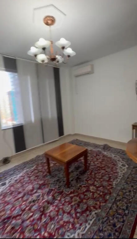 Jepet apartament 2+1 me qera per zyra ne bllok tek vodafoni
