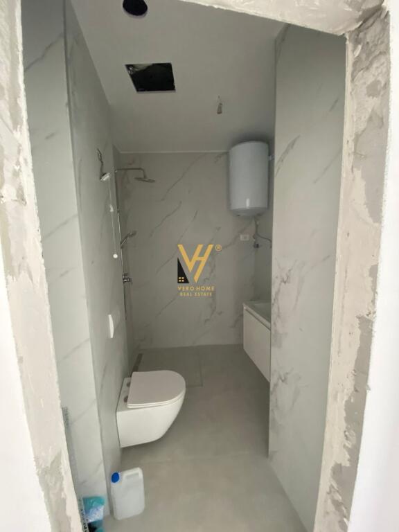OFFICE 102 M2 FOR RENT AT LAKE VIEW RESIDENCE