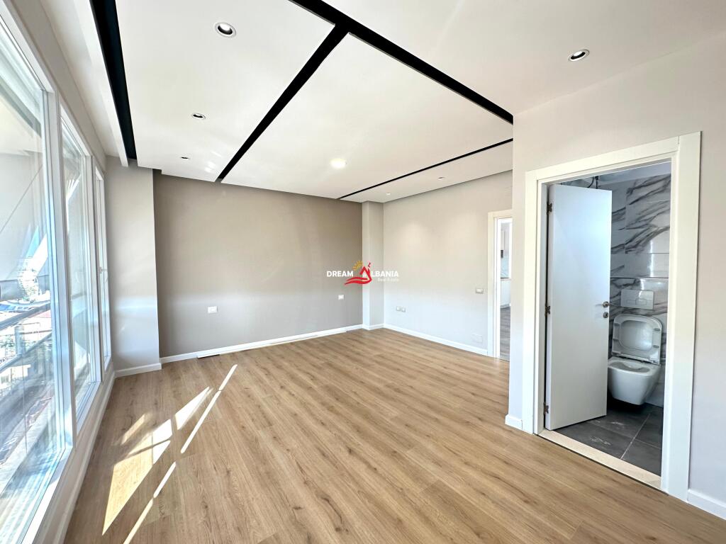For sale a super apartment 3+1 at Xhamlliku - Tirana