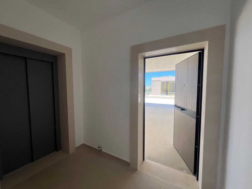 Penthouse for sale in Radhime