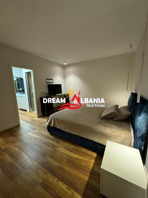 Luksoz Apartment 3+1+2 wc for sale in Bllok, near Sky Tower in Tirana