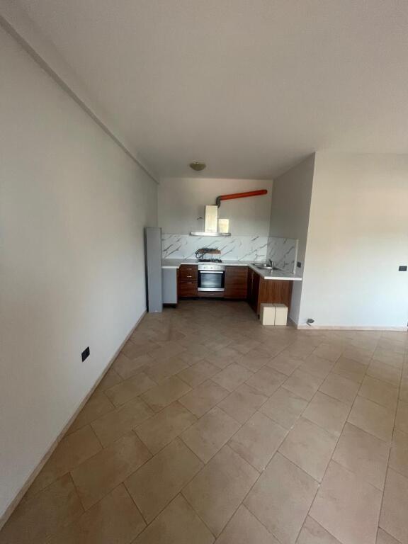 2+1+2 apartment is offered in the Center for offices