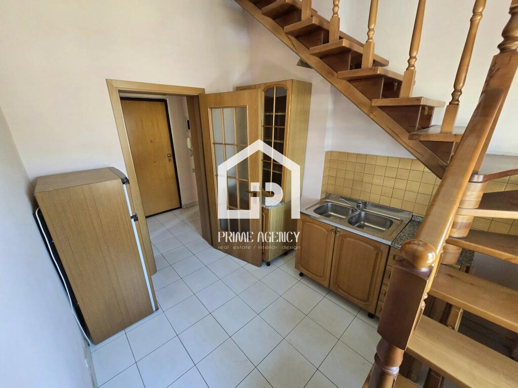 FOR SALE: DUPLEX APARTMENT /AREA: KAVAJES Street
