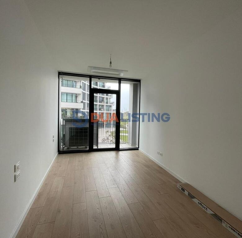 RENT, OFFICE SPACE + PARKING AT LAKE VIEW!