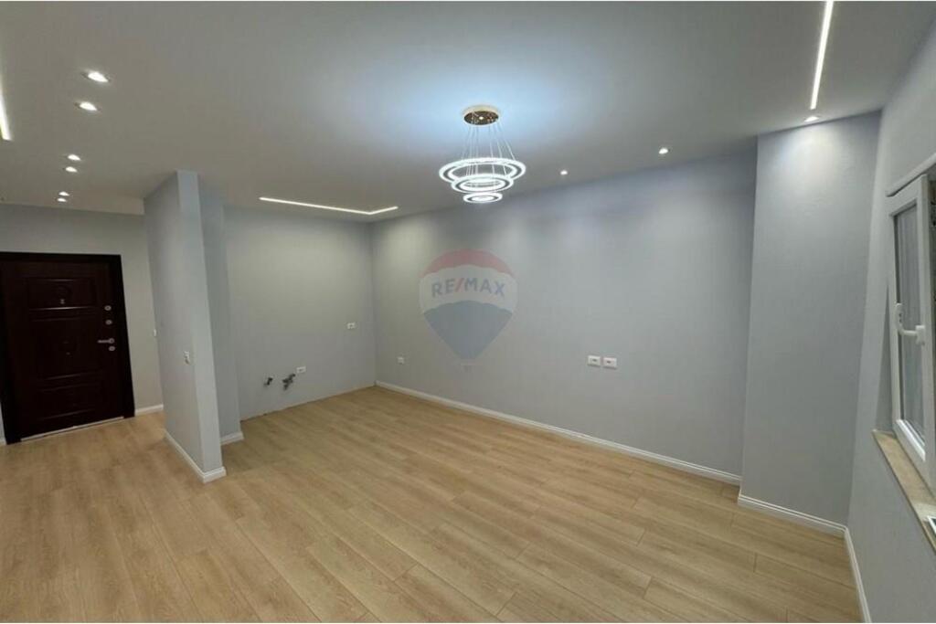 2+1 Apartment with Storage for sale at Myslym Shyri