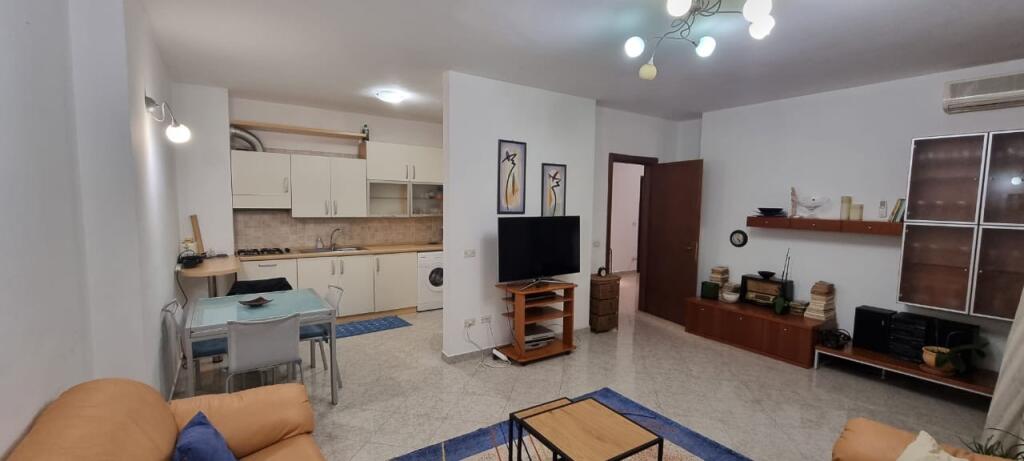 Apartment 1+1 for rent at the new market