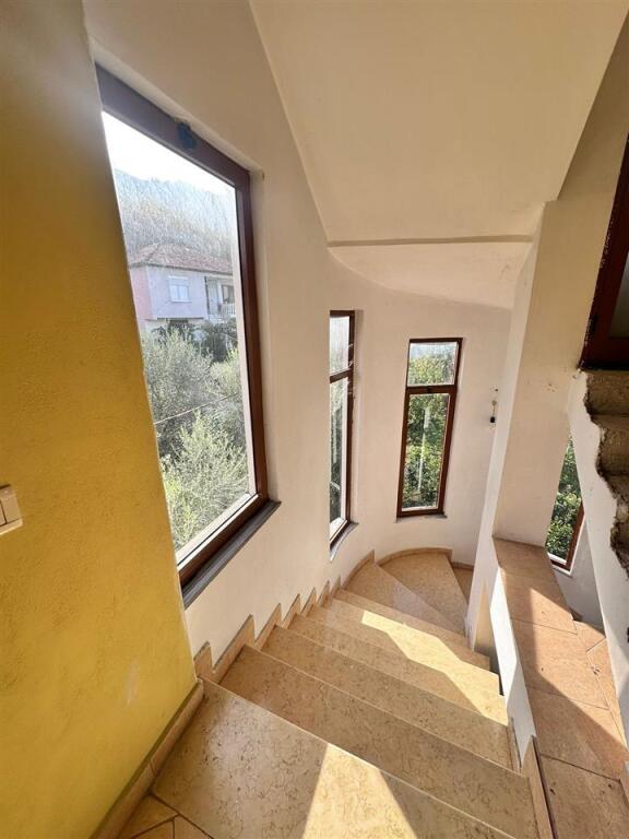 For sale 4-story villa + land in Mullet, near Iluminatium