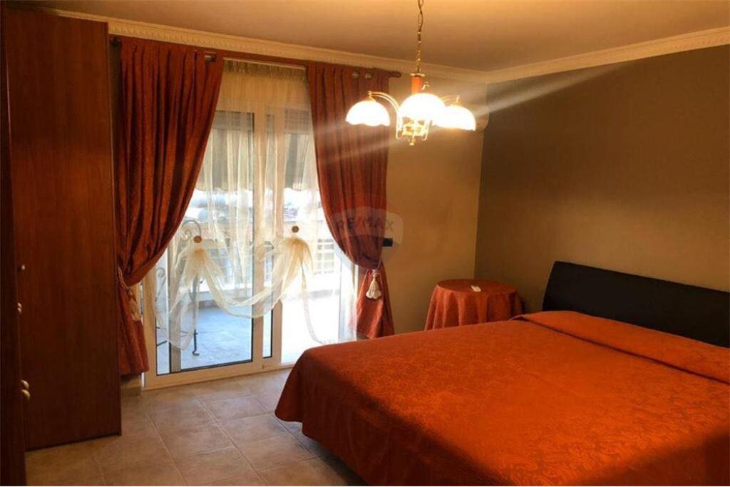 APARTAMENT 2+1 PER QIRA NE BLLOK