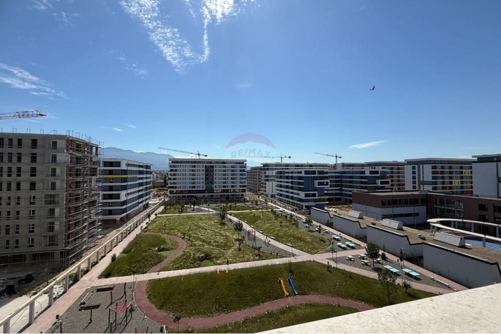 2+1 apartment for rent at Univers City!
