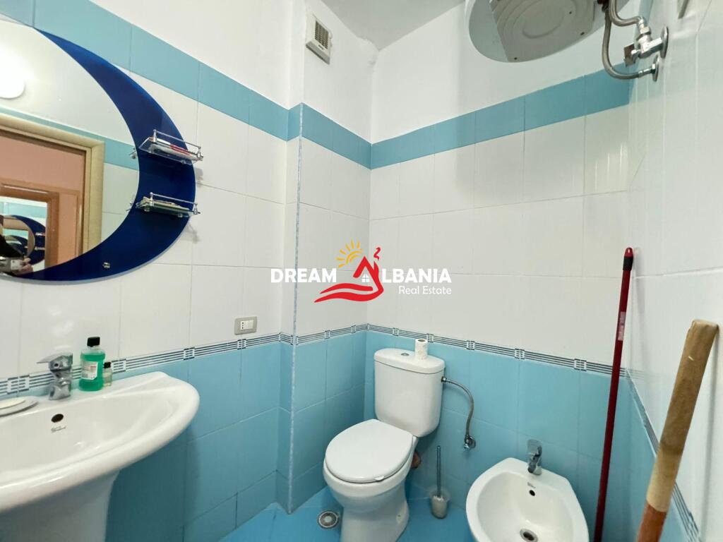 1+1 apartment for sale in Vlore, near Marina Bay Resort