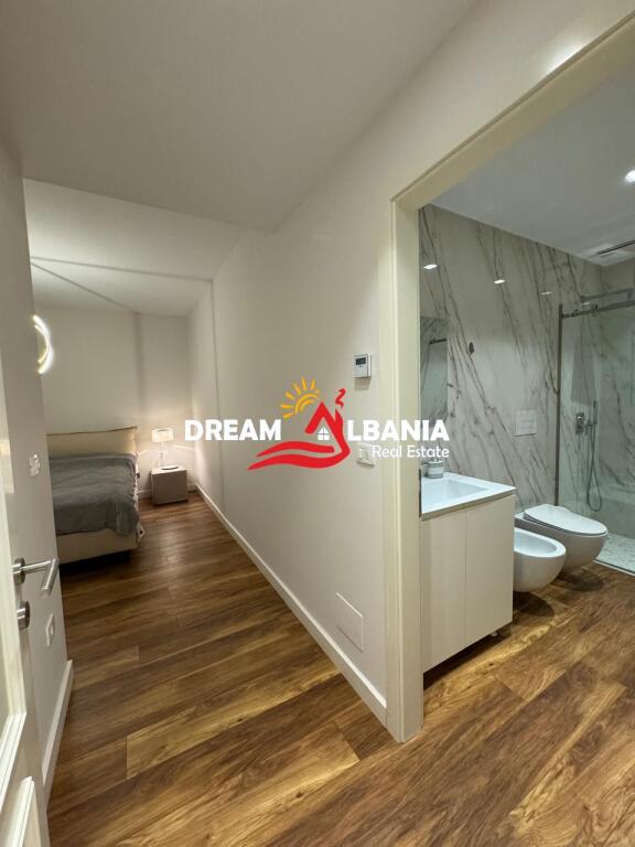 Luksoz Apartment 3+1+2 wc for sale in Bllok, near Sky Tower in Tirana