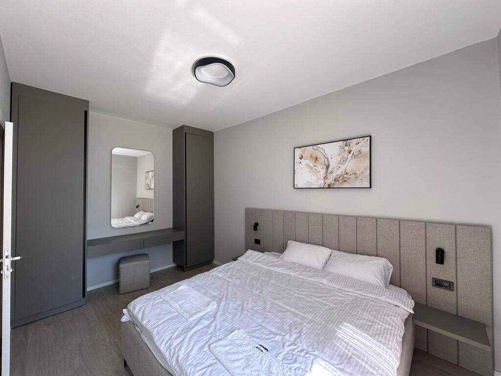 SHITET APARTAMENT 1+1 NE SHENGJIN