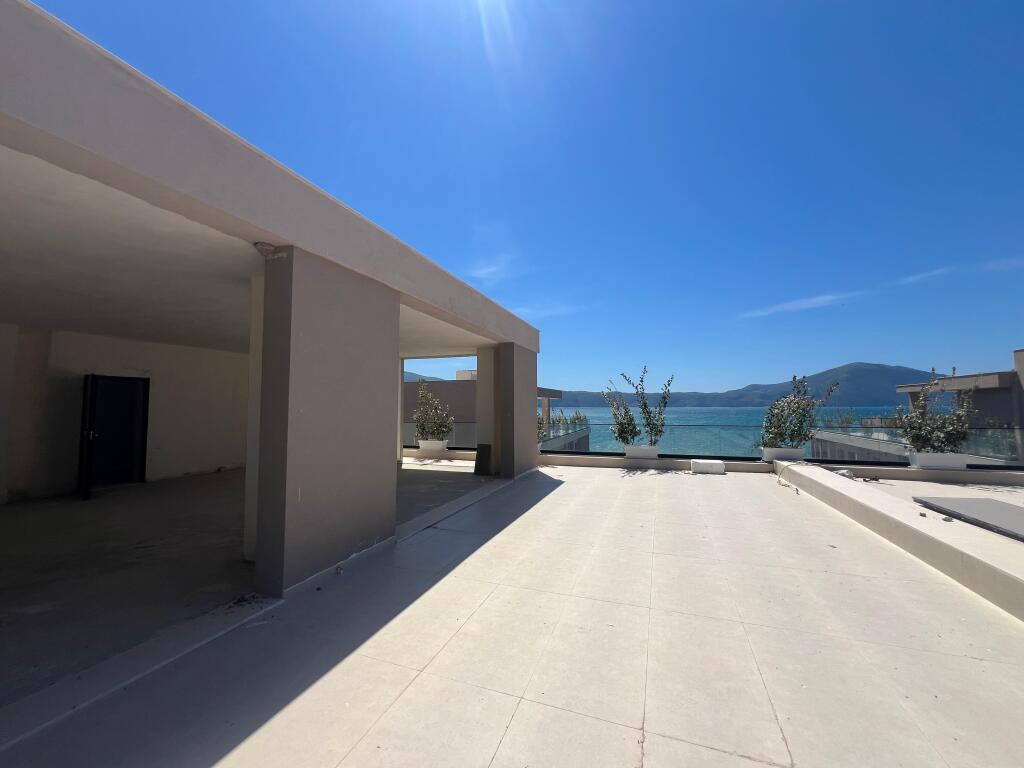 Penthouse for sale in Radhime
