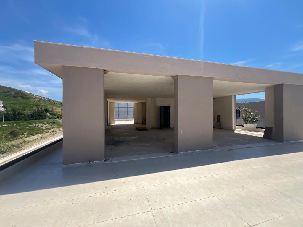 Penthouse for sale in Radhime