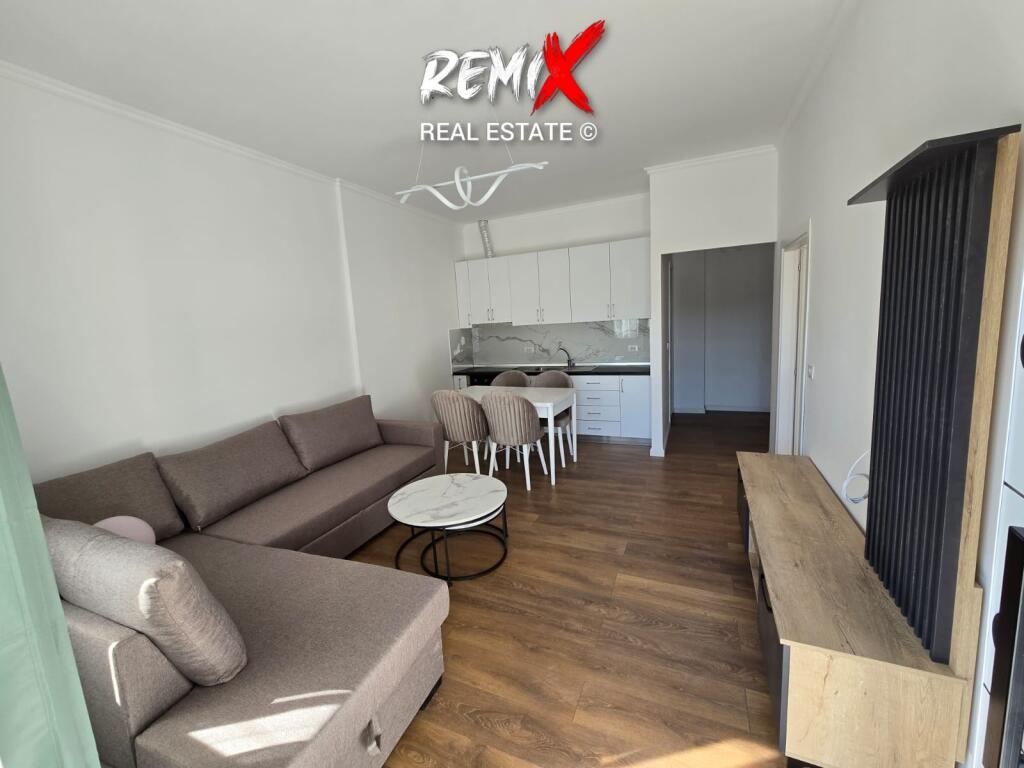SHITET APARTAMENT 2+1 NE PLAZH ILIRIA DURRES
